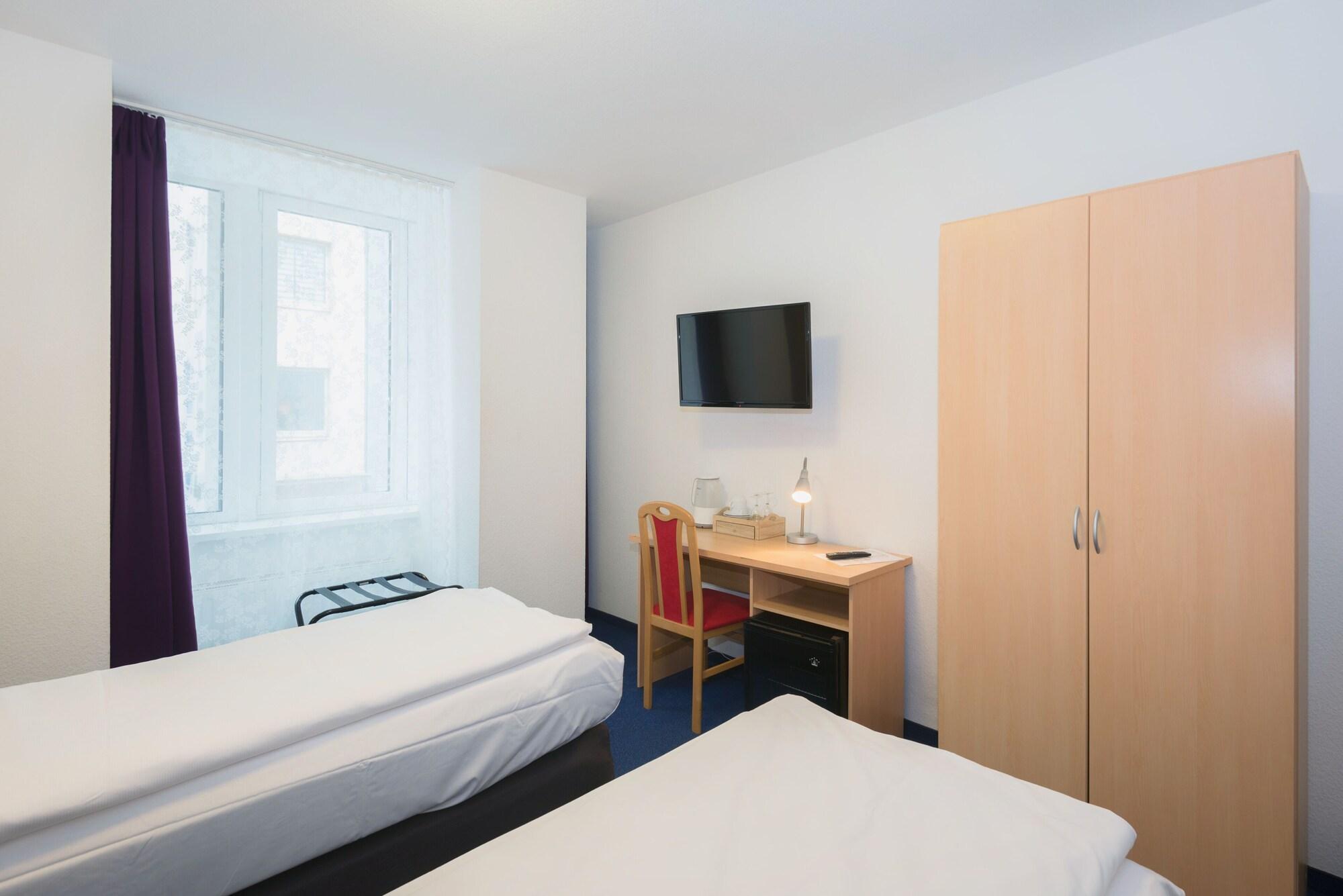 City Apart Hotel Dusseldorf Exterior photo
